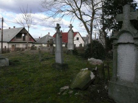 View larger image View larger image