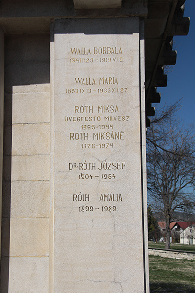 View larger image View larger image