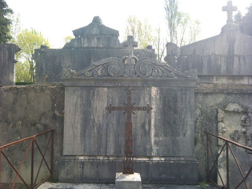 View larger image View larger image