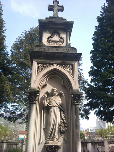 View larger image View larger image